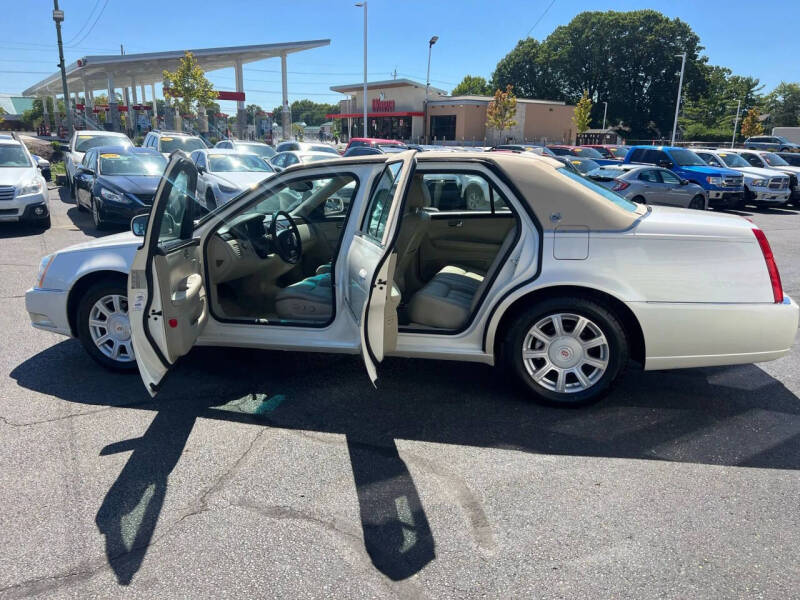 2009 Cadillac DTS