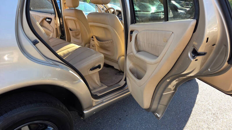 2001 Mercedes-Benz M-Class ML 320