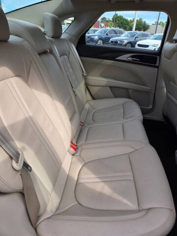 2017 Lincoln MKZ Hybrid Select