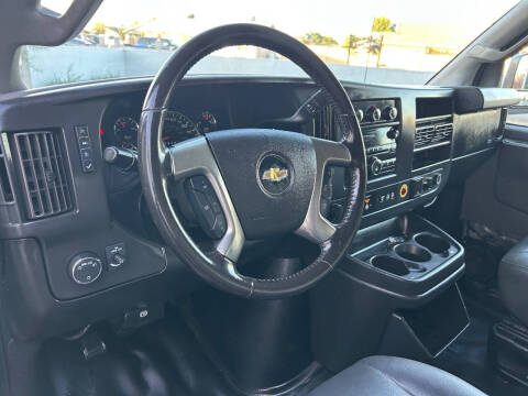 2018 Chevrolet Express 2500