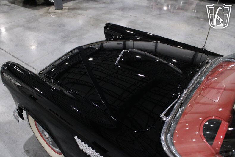 1956 Ford Thunderbird