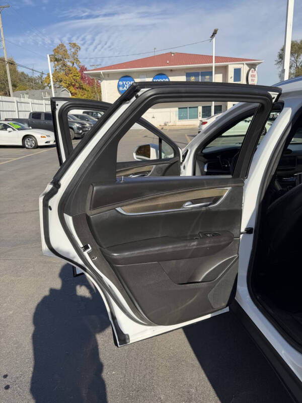 2017 Cadillac XT5 Platinum