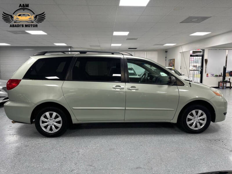 2006 Toyota Sienna LE photo 7