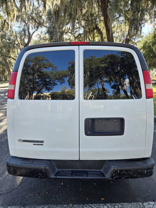 2016 Chevrolet Express 2500