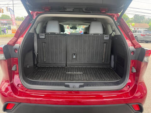 2021 Toyota Highlander XLE