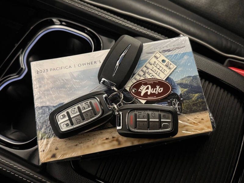 2023 Chrysler Pacifica Limited