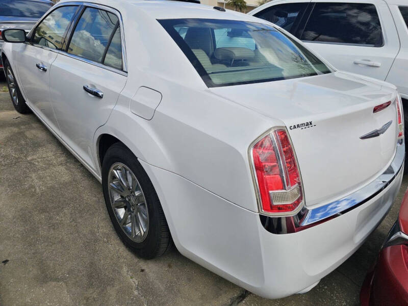 2014 Chrysler 300 C