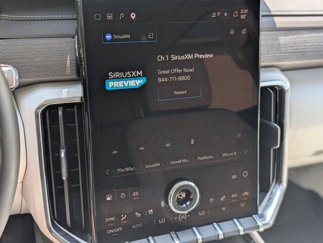 2025 GMC Acadia Denali
