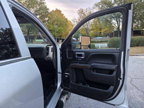 2017 GMC Sierra 3500HD Denali