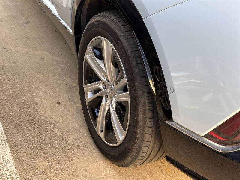 2024 Cadillac LYRIQ Tech