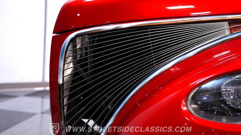1939 Studebaker Coupe Express