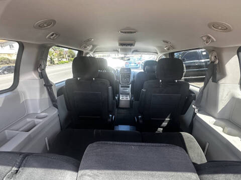 2016 Dodge Grand Caravan American Value Package