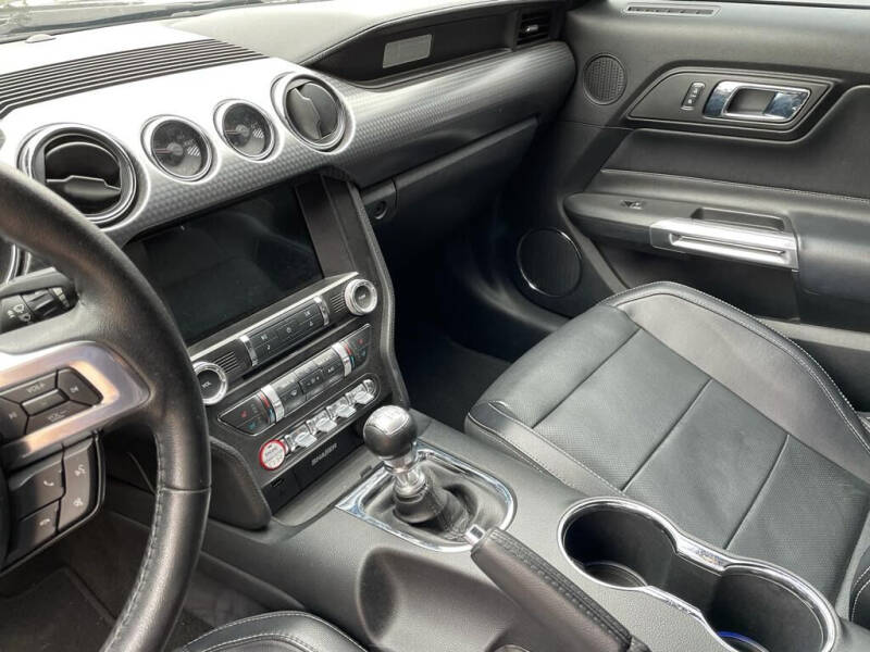 2017 Ford Mustang GT Premium