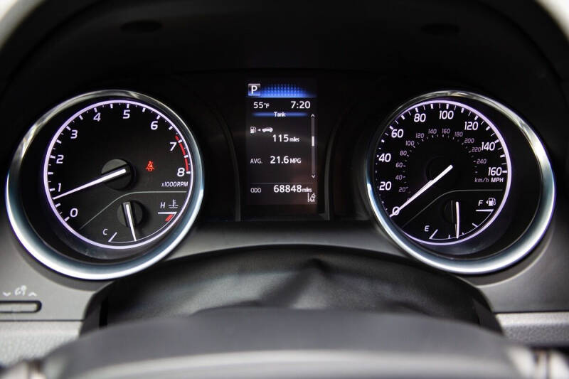 2020 Toyota Camry LE