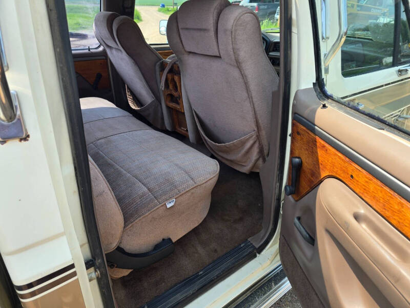 1992 Ford F-350 XLT Lariat