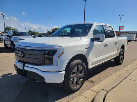 2023 Ford F-150 Lightning Lariat