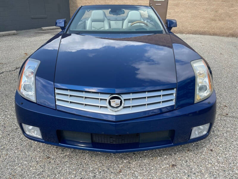 2005 Cadillac XLR