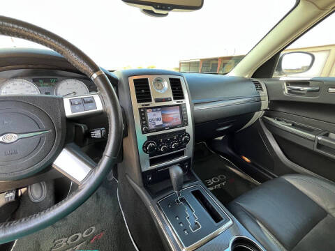 2009 Chrysler 300 SRT-8