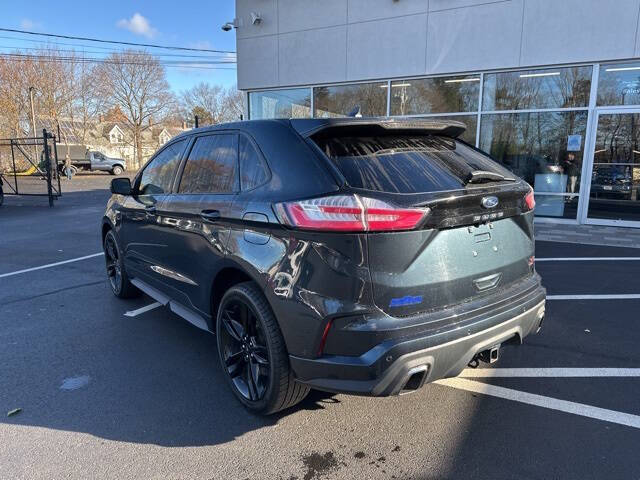 2022 Ford Edge ST
