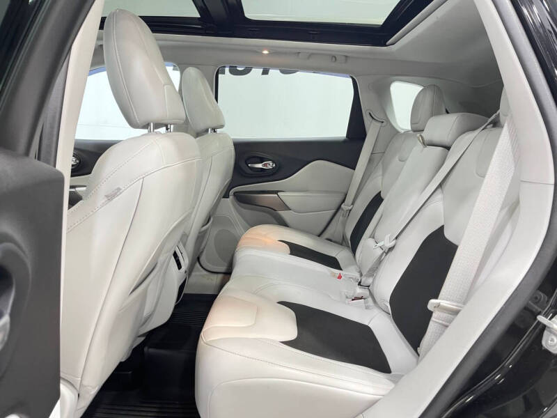 2021 Jeep Cherokee Latitude Plus
