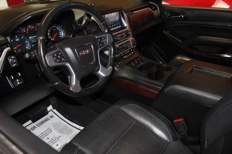 2020 GMC Yukon XL SLT