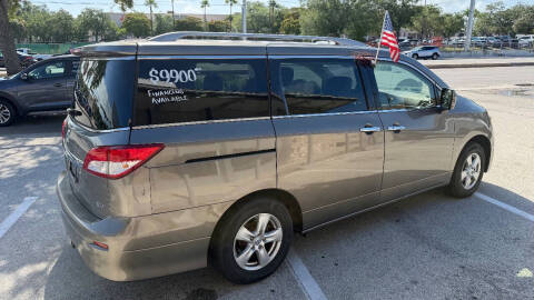 2017 Nissan Quest SV