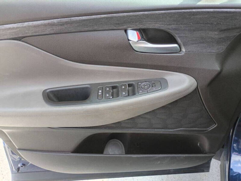 2019 Hyundai Santa Fe SE 2.4L