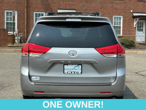 2014 Toyota Sienna