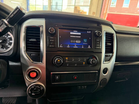 2019 Nissan Titan SV