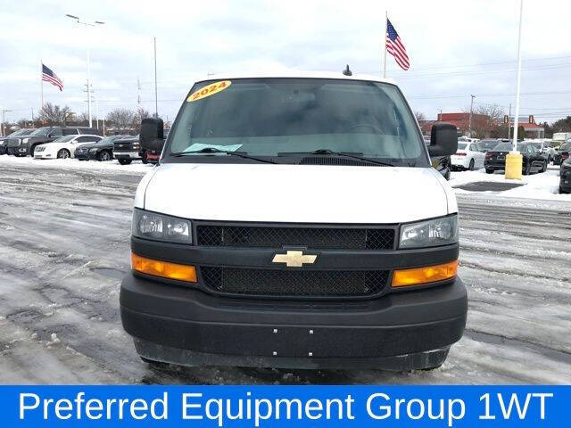 2024 Chevrolet Express 2500