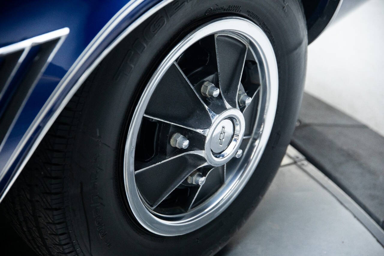 1969 Chevrolet Camaro 29
