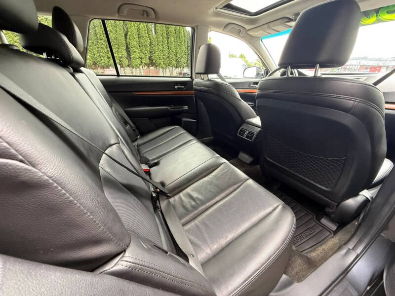 2013 Subaru Outback 2.5i Limited