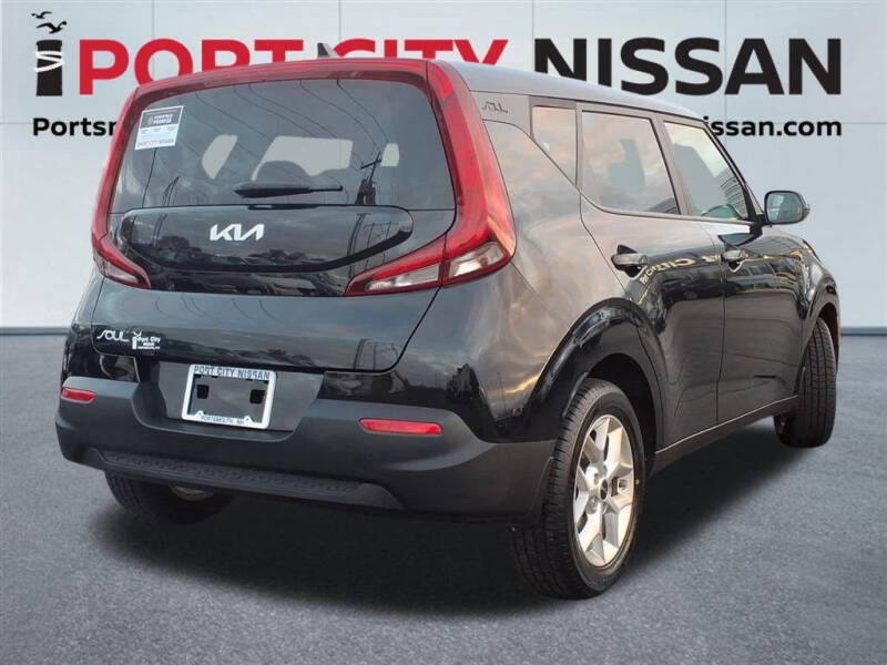 2022 Kia Soul LX