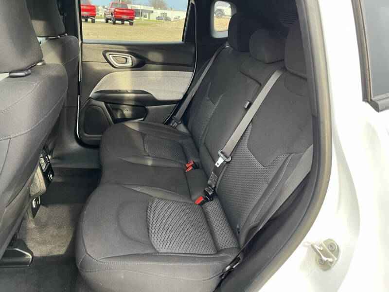 2023 Jeep Compass Sport