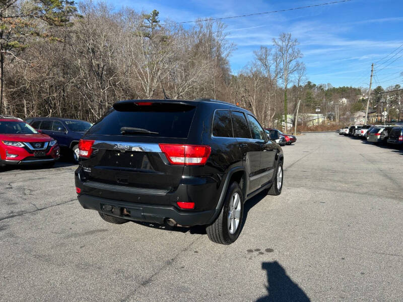 2011 Jeep Grand Cherokee Laredo
