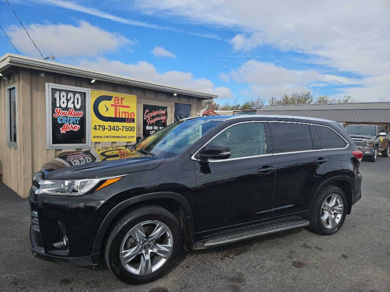 2017 Toyota Highlander for sale at CarTime in Rogers AR