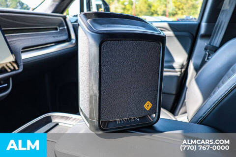 2024 Rivian R1S