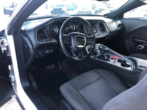 2016 Dodge Challenger SXT