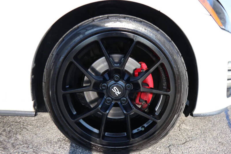 2017 Volkswagen Golf GTI S