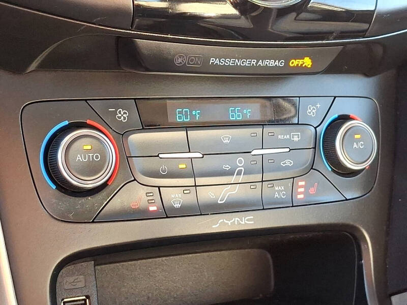 2015 Ford Focus Titanium