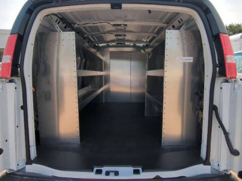 2025 Chevrolet Express 2500