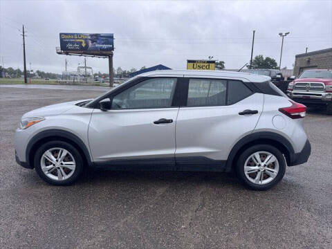 2020 Nissan Kicks S