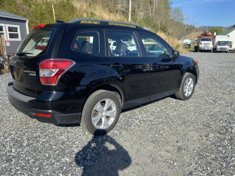 2016 Subaru Forester 2.5i