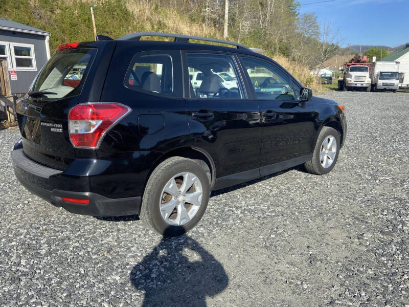 2016 Subaru Forester 2.5i