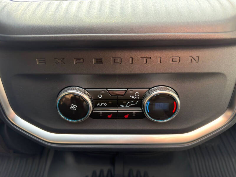 2025 Ford Expedition King Ranch