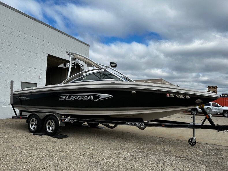 2005 Supra Boats Launch 24SSV