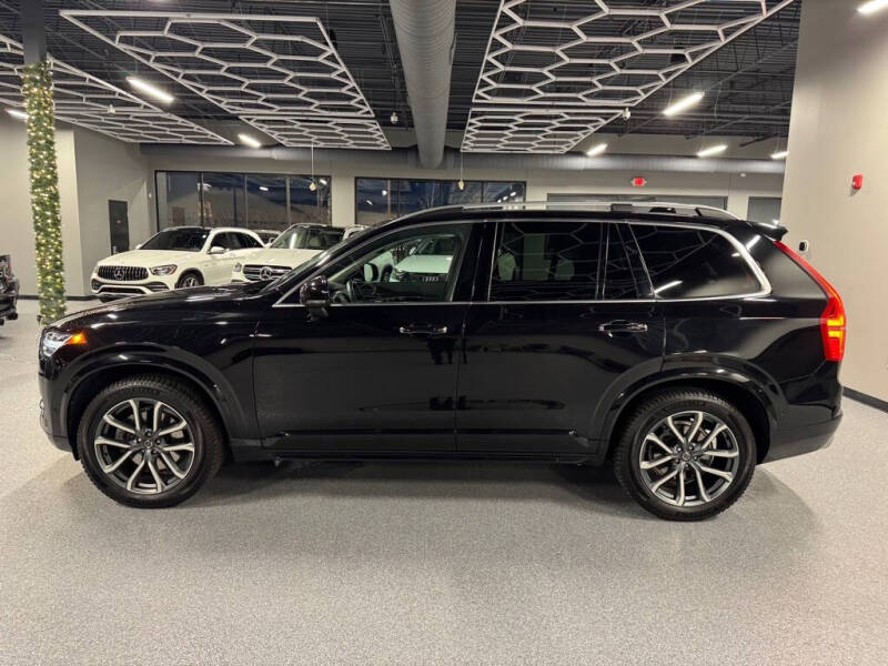 2018 Volvo XC90 T6 Momentum