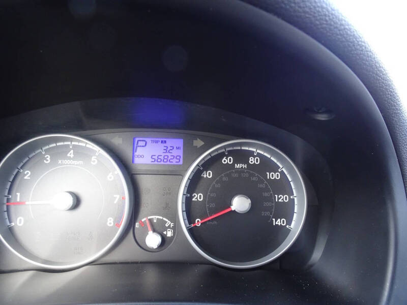 2010 Hyundai Accent GLS