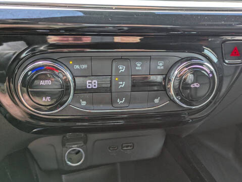 2024 Chevrolet Trax RS