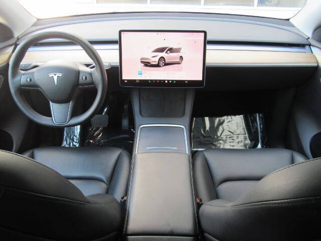 2023 Tesla Model Y Long Range